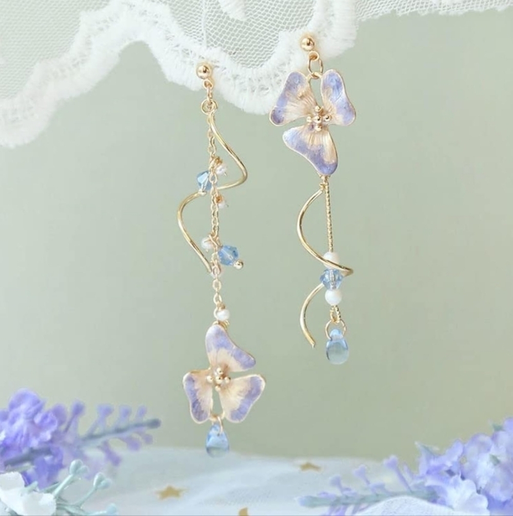 Women’s Jewelry Adorable Elegant Gold and Blue Floral Spiral Dangle Earrings